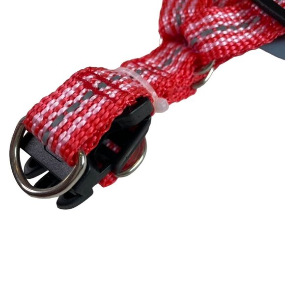 Adjustable Reflective Dog Harness Strap u Chest Size 18 in to 24 in Medium - Picture 3 of 4